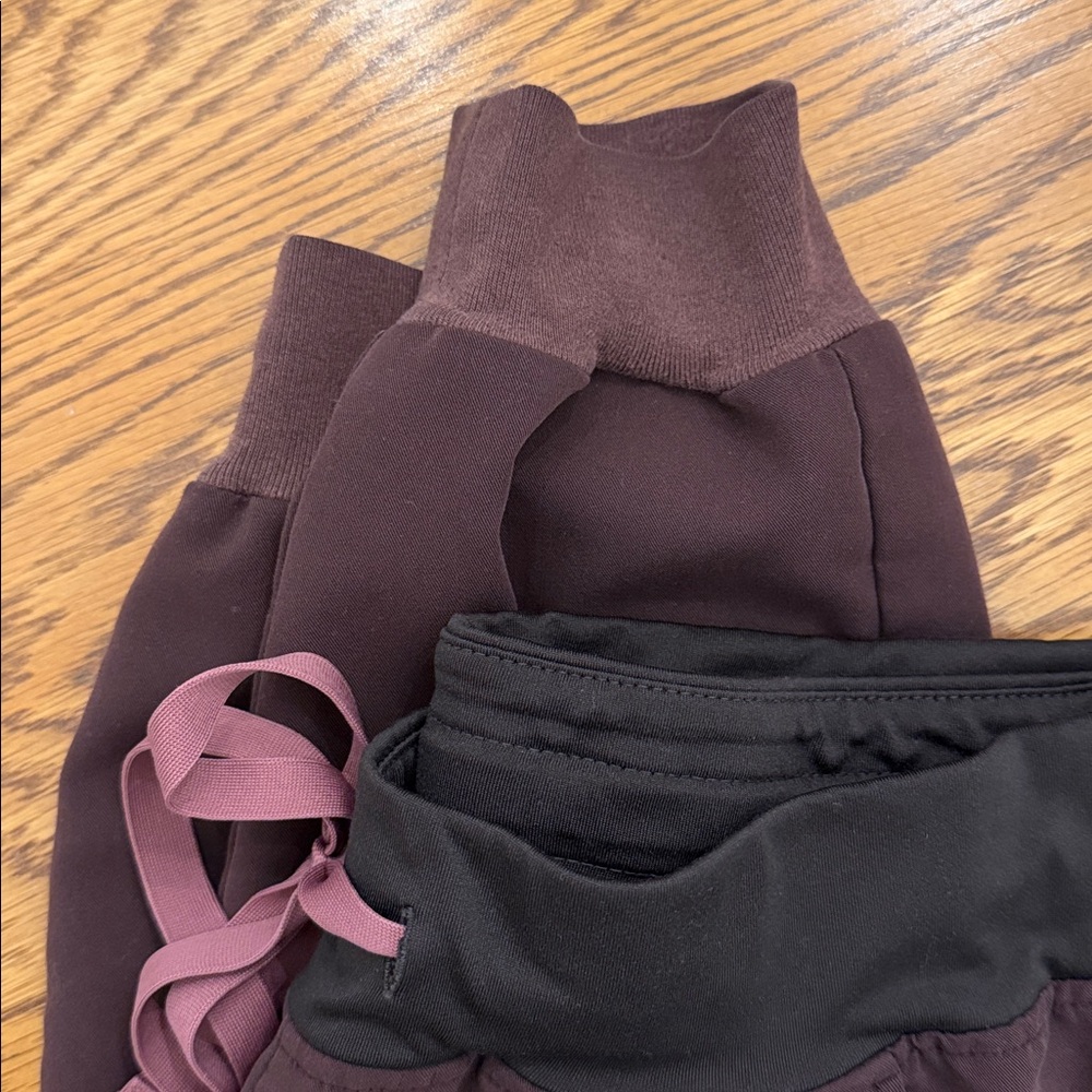 Figs Espresso High-Waisted Jogger Pants - Picture 4 of 4